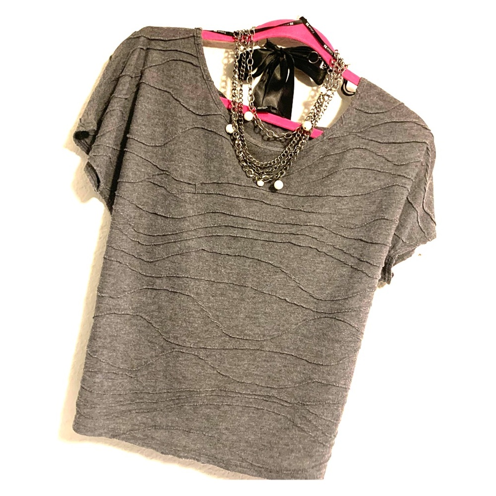 Top mid length; unique design! Perfect condition!